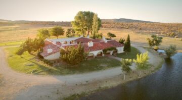 Hacienda Valyermo